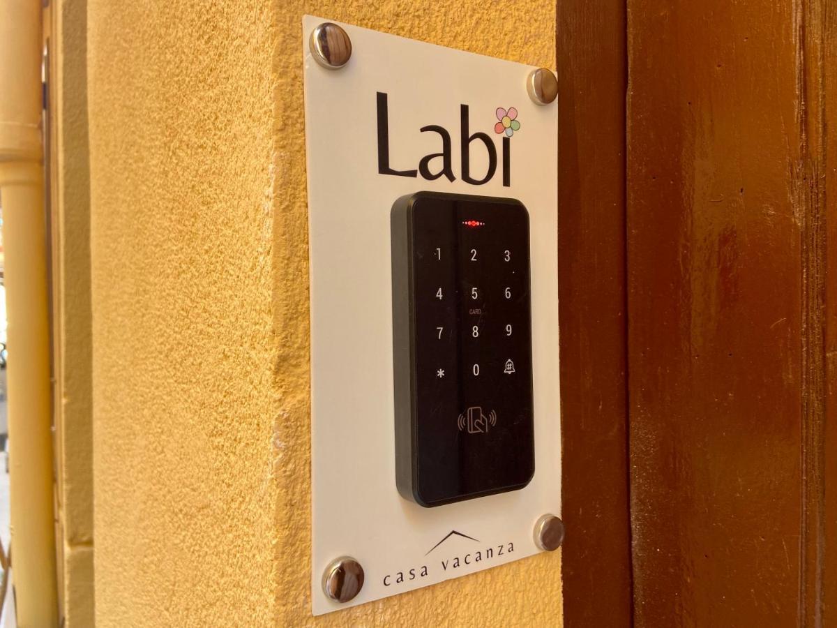 דירות טרמיני אימרסה Casa Labi מראה חיצוני תמונה