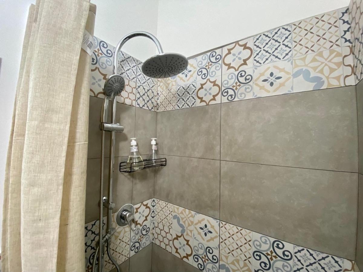 דירות טרמיני אימרסה Casa Labi מראה חיצוני תמונה