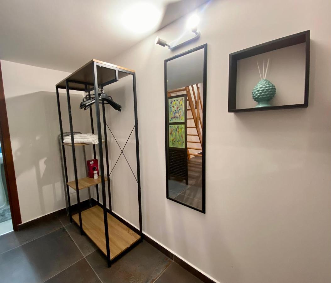 דירות טרמיני אימרסה Casa Labi מראה חיצוני תמונה